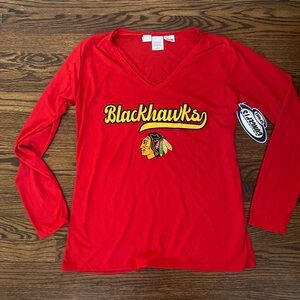 NWT‎ Chicago Blackhawks Long Sleeve Women’s Fit T-shirt